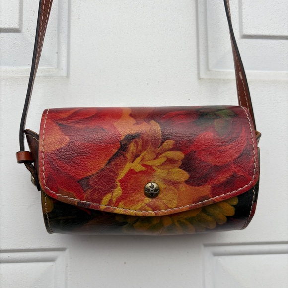 Patricia Nash Heritage Amatrice Floral Leather Mini Barrel Crossbody Bag - Picture 2 of 6